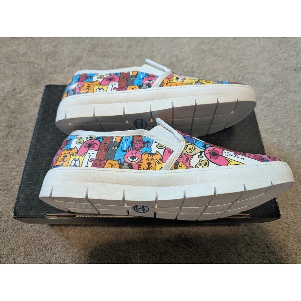 NIB Nurse Mates Adela Multi Color Animals Slip On Slip Resistant Size 6.5 - Picture 3 of 7